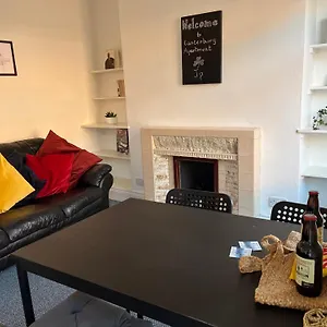 https://elderberry-and-loganberry-apartments.belfasthotelsireland.com