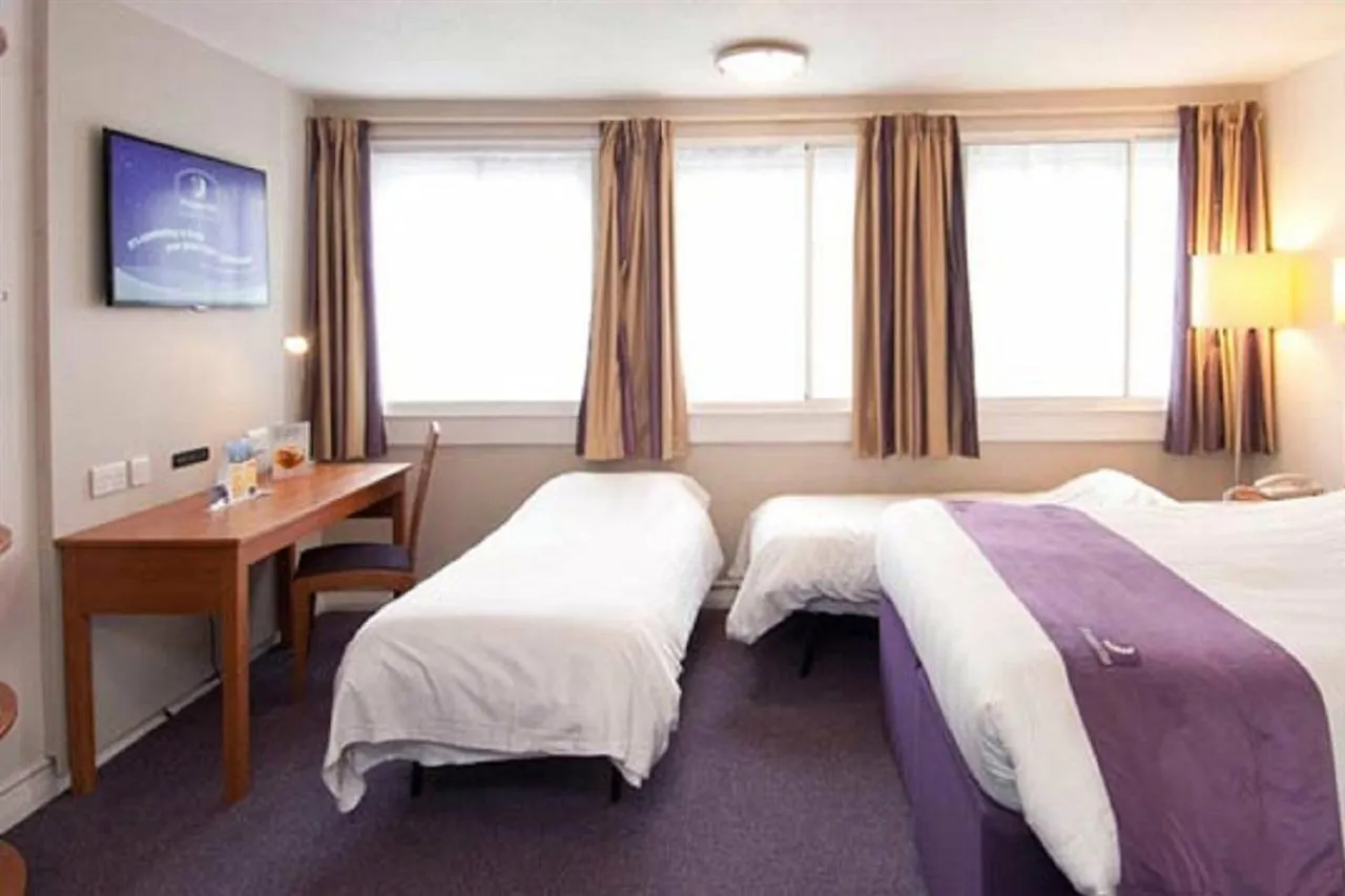 Premier Inn Edinburgh Leith Waterfront